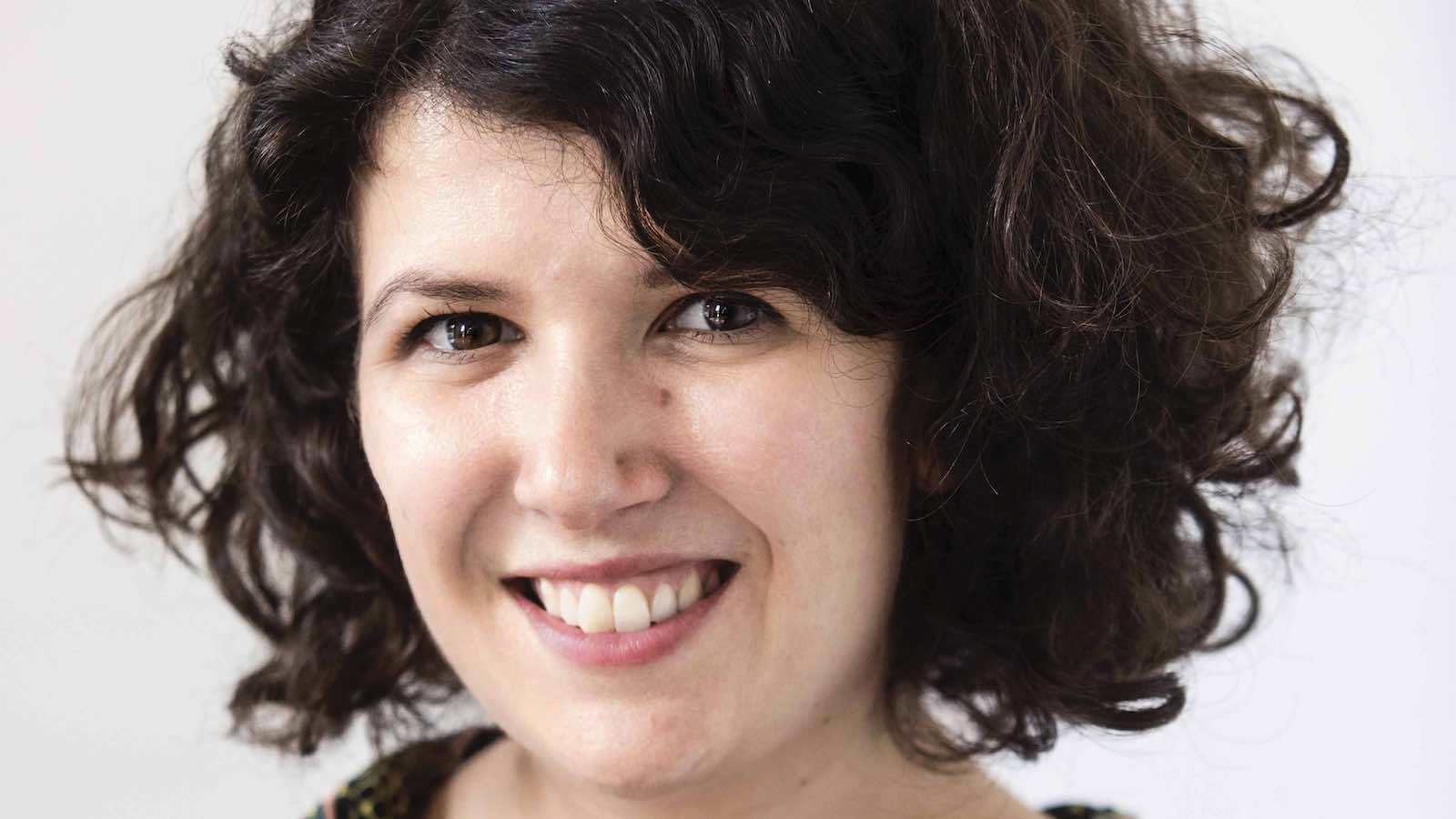 Katie jacobs 1600x900